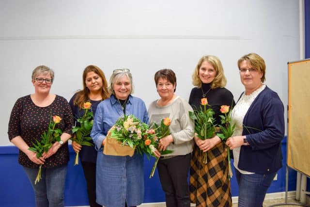 Birgit Elbe-Lange, Kinderschutzbund, mit Teilnehmenden
