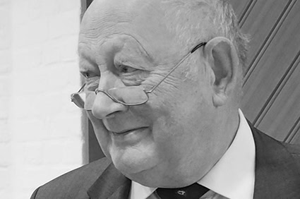 Dr. Ernst-Joachim Büsse