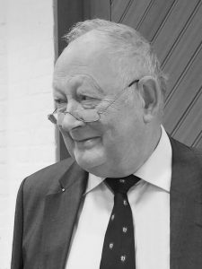 Dr. Ernst-Joachim Büsse