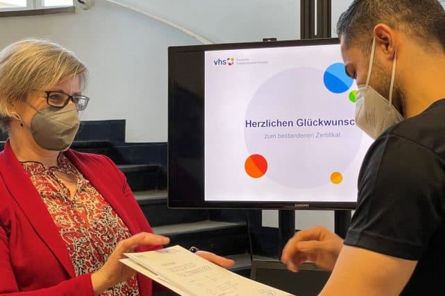 Eva Dopatka und Teilnehmender